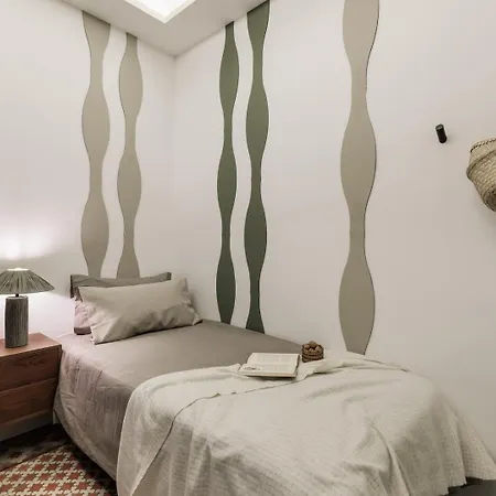 Levia - 3 Bedrooms And Balcony In Eixample Esquerra Daire *