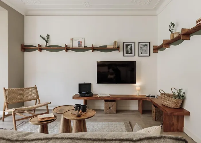 Levia - 3 Bedrooms And Balcony In Eixample Esquerra * 巴塞罗那