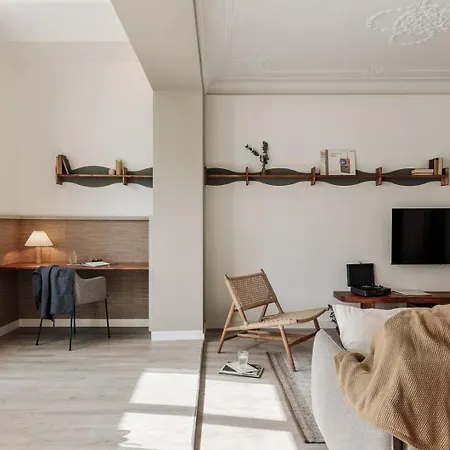 Levia - 3 Bedrooms And Balcony In Eixample Esquerra Apartment