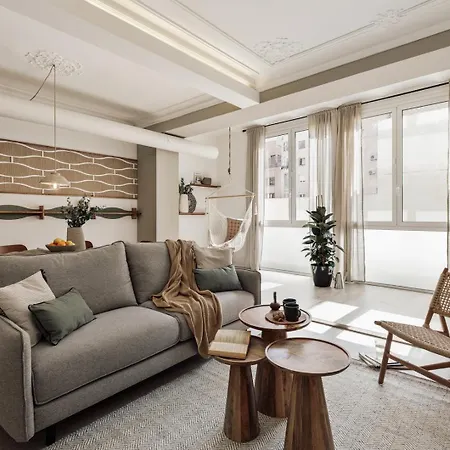 Levia - 3 Bedrooms And Balcony In Eixample Esquerra Barcelona